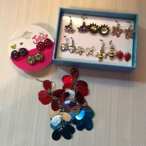 💕KIDS EARINGS BUNDLE💕